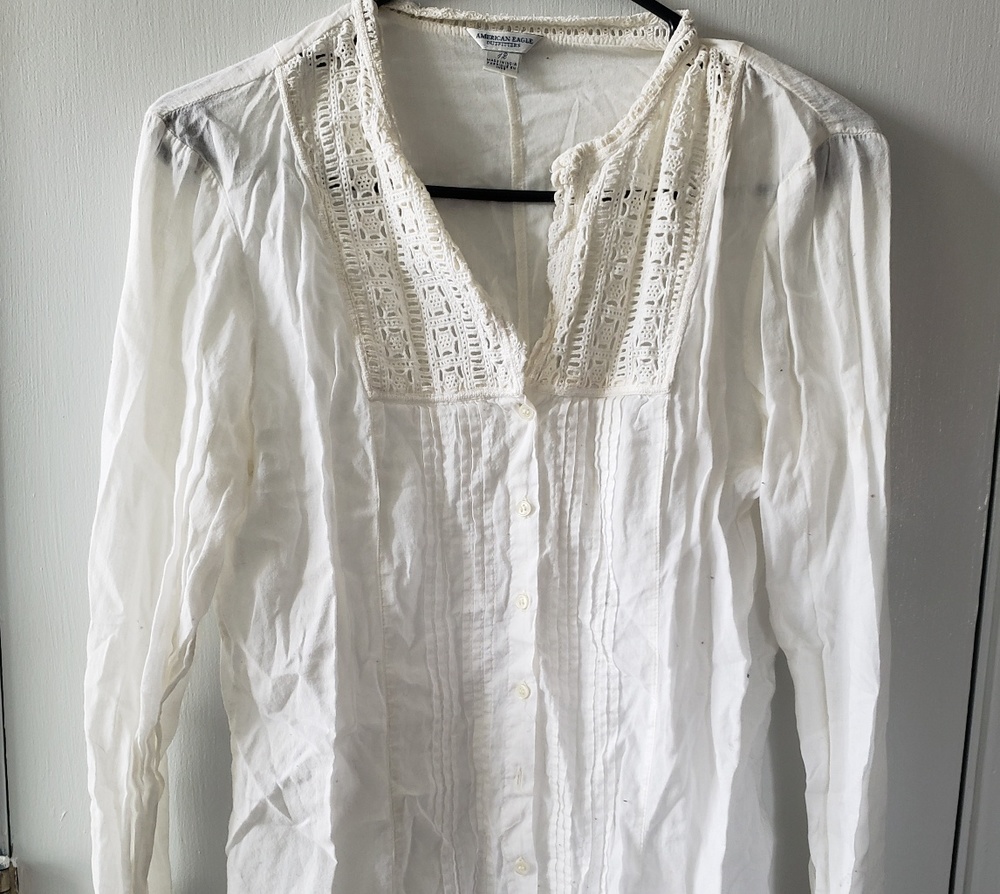 american eagle lemon button down shirt